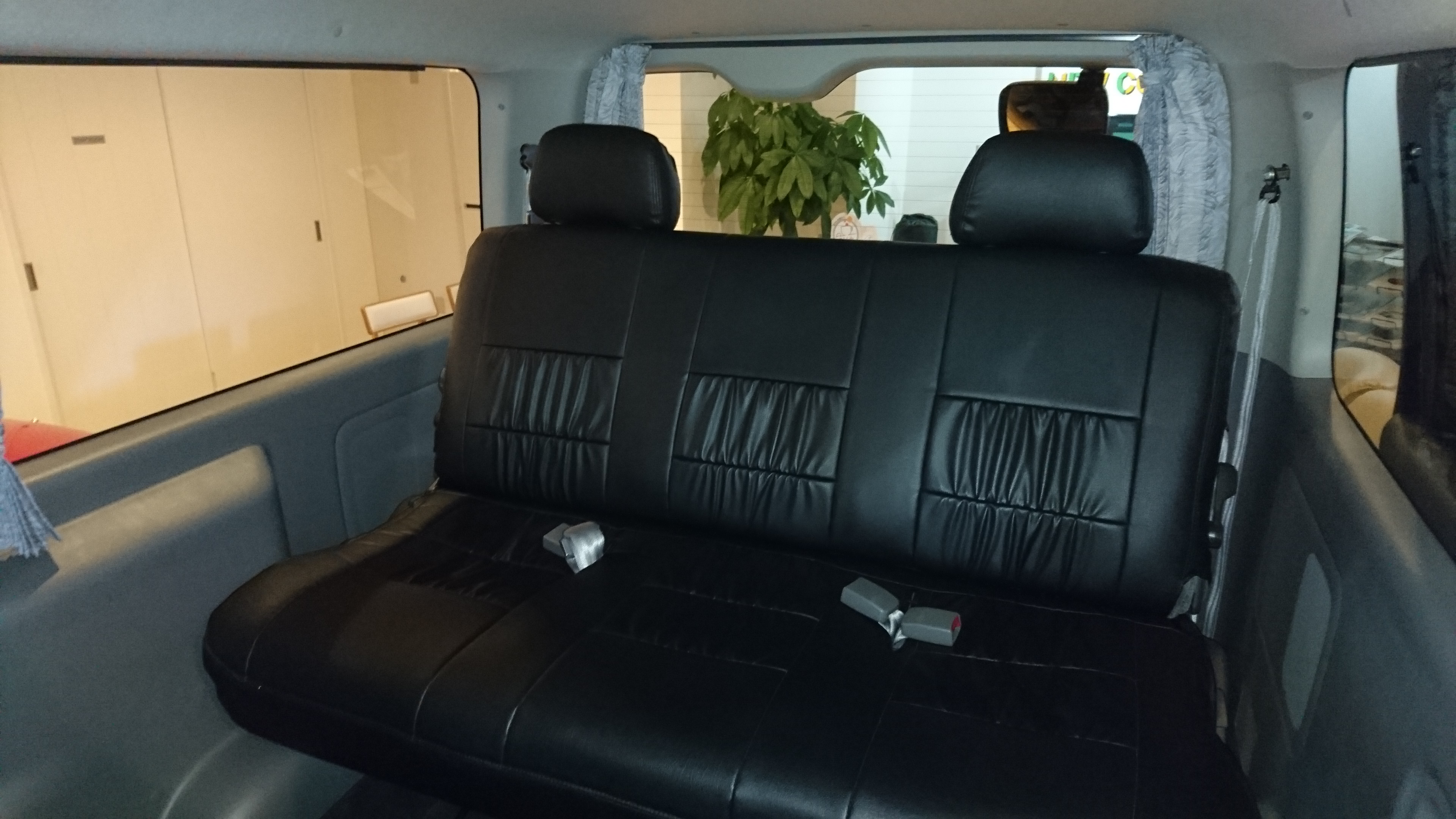 公認3列シート5ナンバー8人乗り0系ハイエースご納車いたしました みんなのクルマ屋横須賀