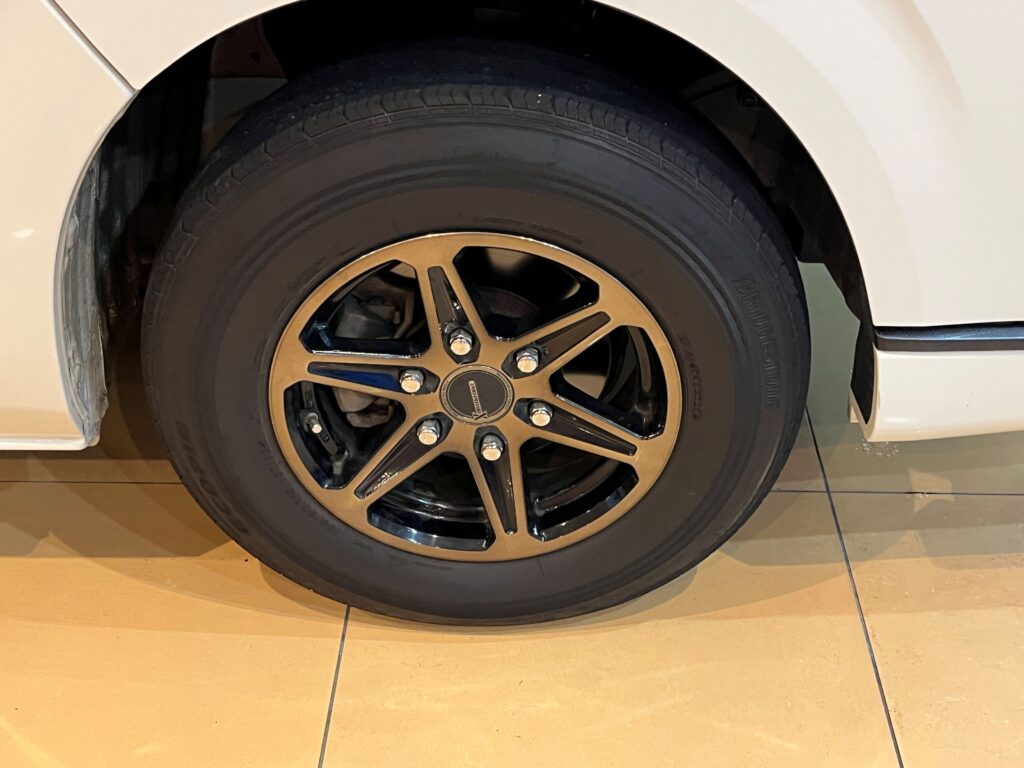 ハイエース　アルトピアーノ　トヨタモビリティ　キャンパー